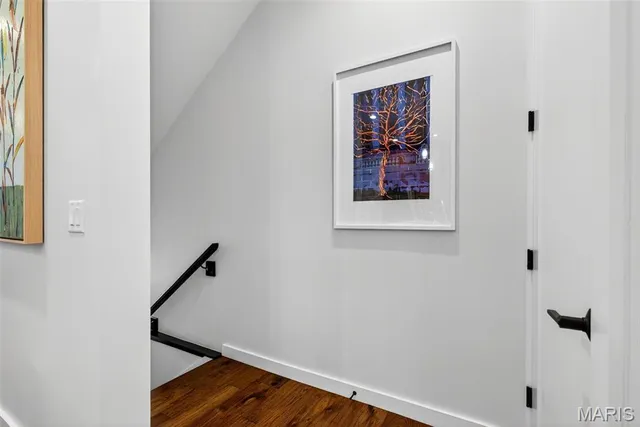 $799,000 | 215 North Sarah Street, Unit 7, St. Louis, MO 63108