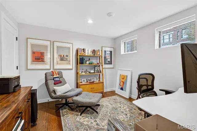 $799,000 | 215 North Sarah Street, Unit 7, St. Louis, MO 63108