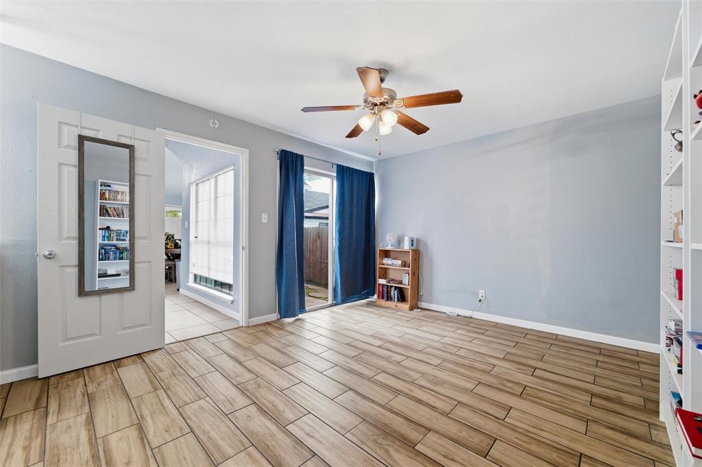 7254 Pineberry Road Dallas, TX 75249 - Photo 25 of 38 Gallery Image 25