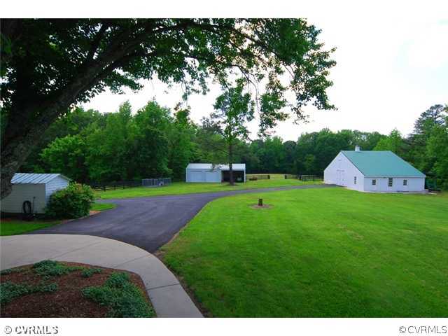 3881 Smokey Road Aylett, VA 23009 - Photo 10 of 12 Exterior Front