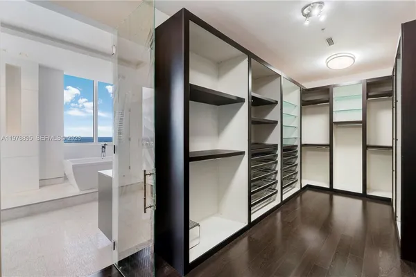 $6,900,000 | 18201 Collins Avenue, Unit TS1, Sunny Isles Beach, FL 33160