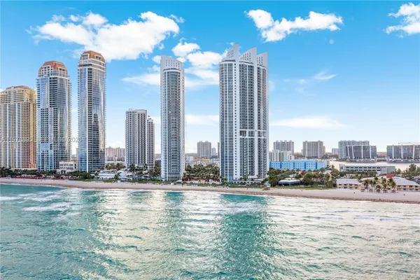 $6,900,000 | 18201 Collins Avenue, Unit TS1, Sunny Isles Beach, FL 33160