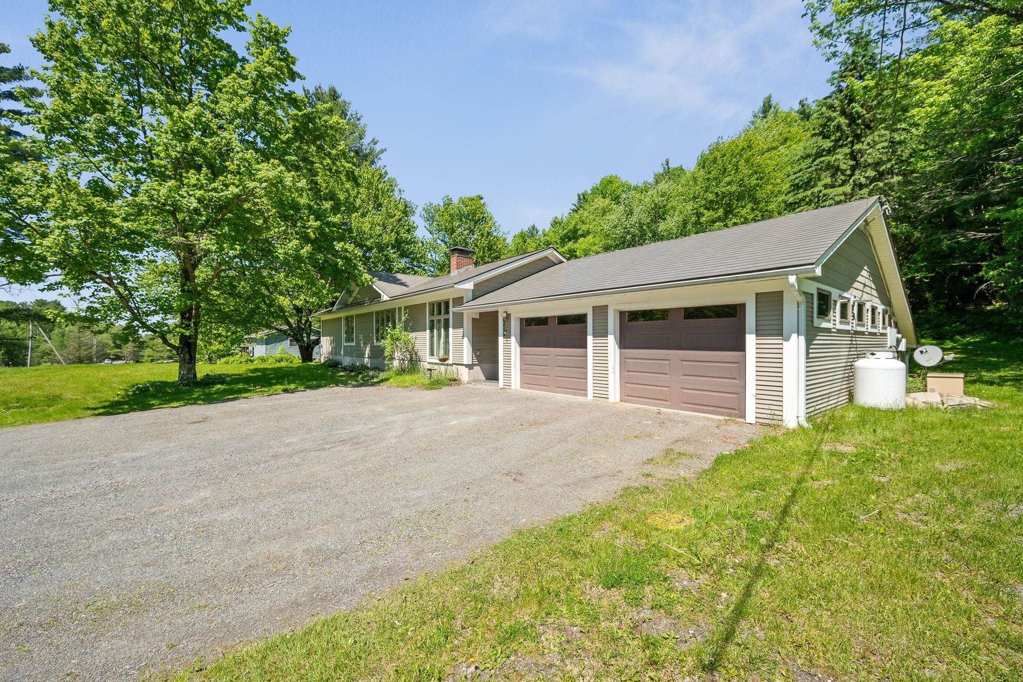 2021 Huntington Road Richmond, VT 05477 - Photo 6 of 58