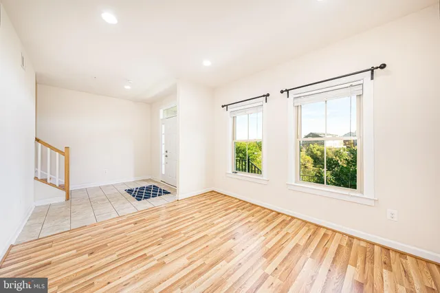 a view of empty room