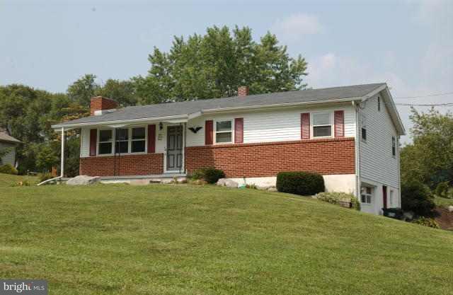 143 North Middlesex Road Carlisle, PA 17013 - Photo 1 of 1 Gallery Image 1