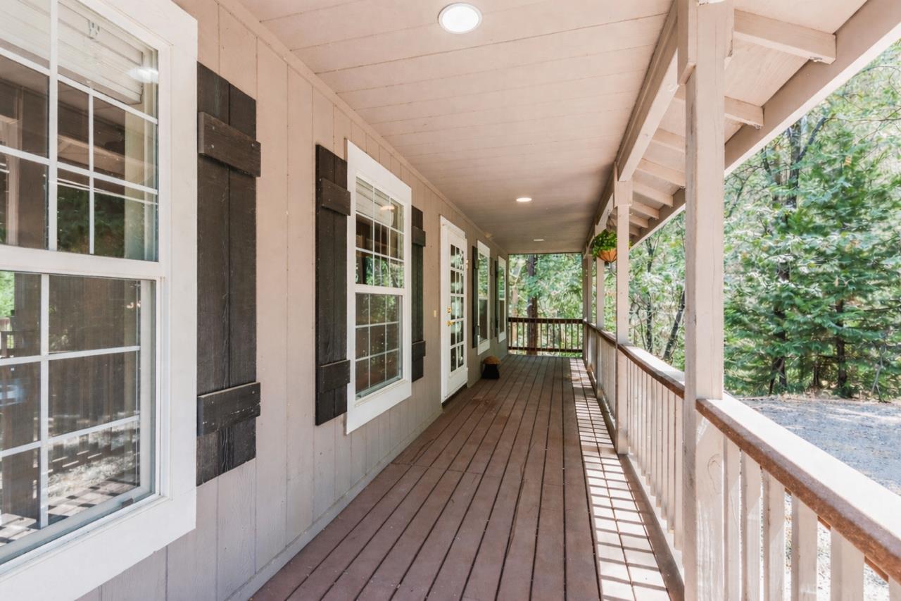 6390 Red Robin Road Pollock Pines, CA 95726 - Photo 3 of 29