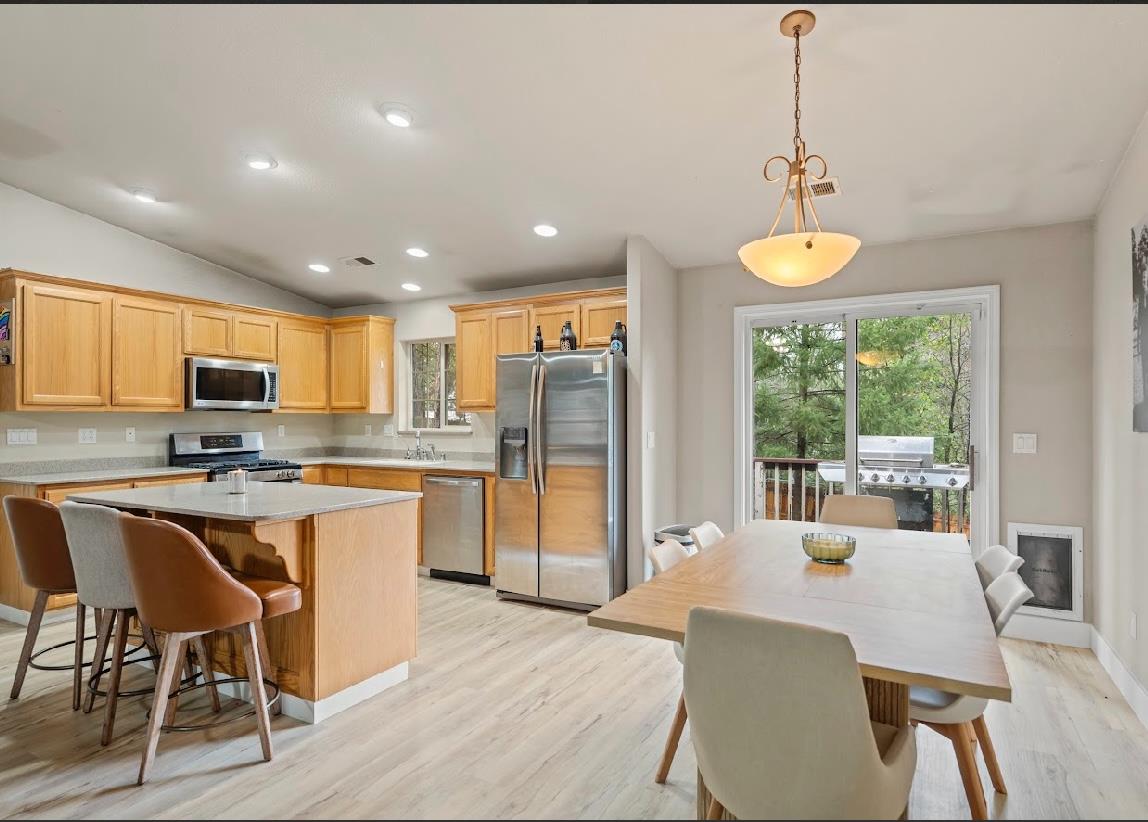 6390 Red Robin Road Pollock Pines, CA 95726 - Photo 9 of 29