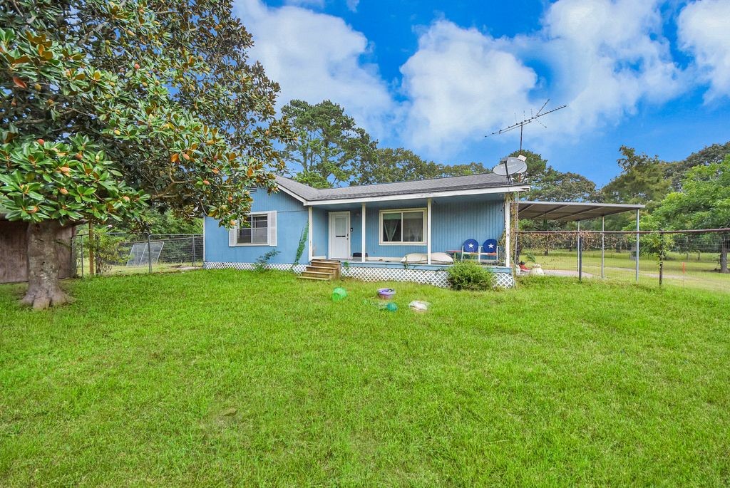 36576 Howell Road Hempstead, TX 77445 - Photo 1 of 24
