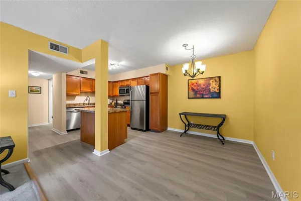 $150,000 | 1411 Willow Brook Cove Court, Unit 8, St. Louis, MO 63146