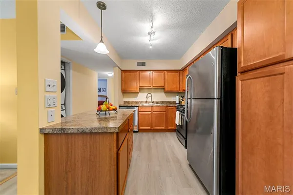 $150,000 | 1411 Willow Brook Cove Court, Unit 8, St. Louis, MO 63146