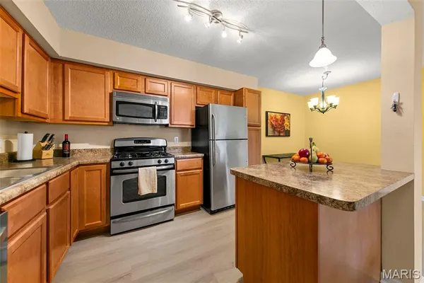 $150,000 | 1411 Willow Brook Cove Court, Unit 8, St. Louis, MO 63146