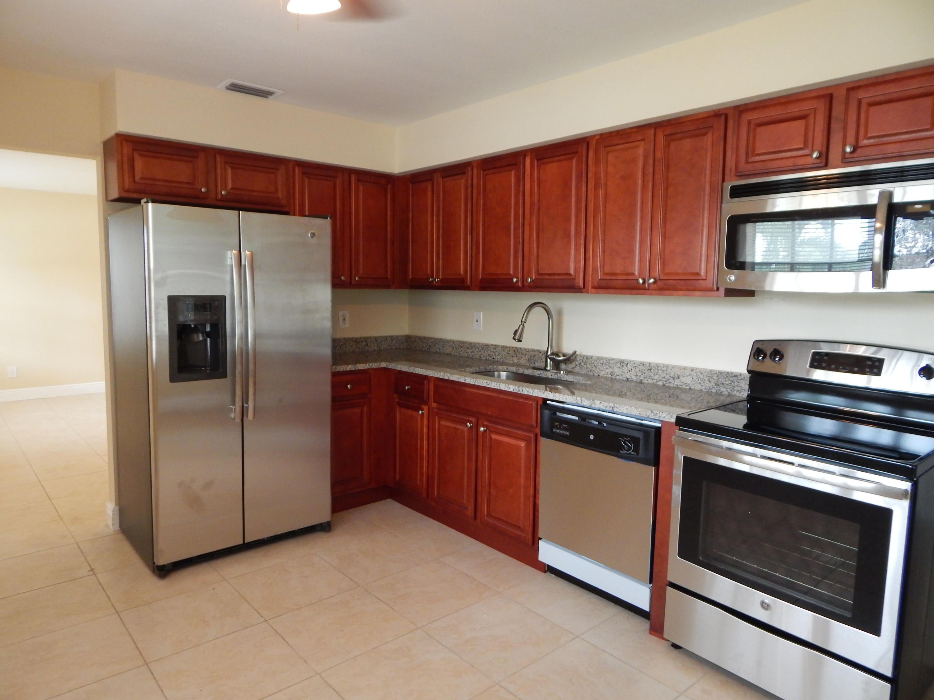 4864 Kirk Road, Unit B Lake Worth, FL 33461 - Photo 3 of 15 4864 Kirk Rd Unit B