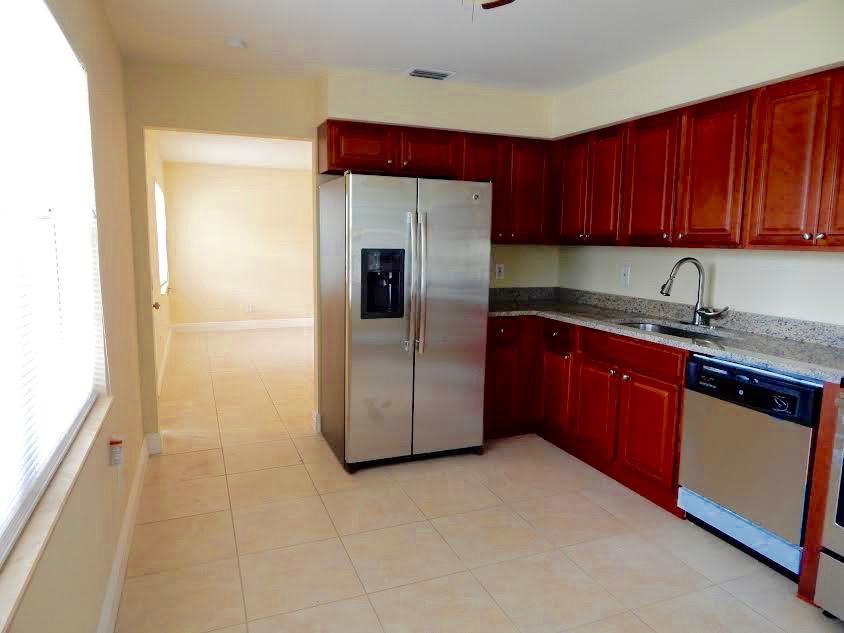 4864 Kirk Road, Unit B Lake Worth, FL 33461 - Photo 4 of 15 4864 Kirk Rd Unit B