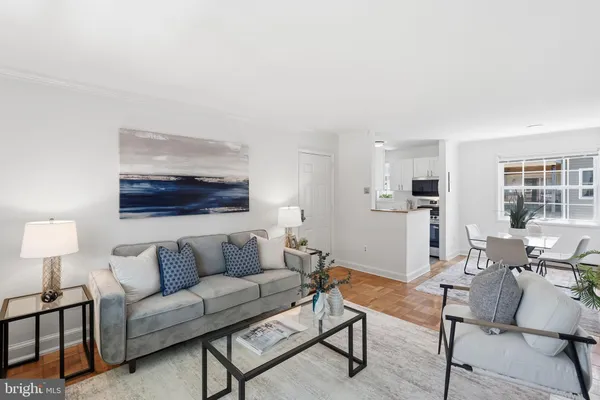 $340,000 | 1608 West Abingdon Drive, Unit 302, Alexandria, VA 22314