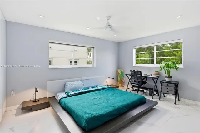 $5,000 | 1428 Euclid Avenue, Unit 207, Miami Beach, FL 33139