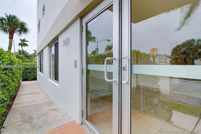 $5,000 | 1428 Euclid Avenue, Unit 207, Miami Beach, FL 33139
