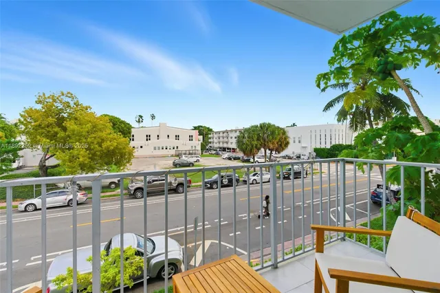 $5,000 | 1428 Euclid Avenue, Unit 207, Miami Beach, FL 33139