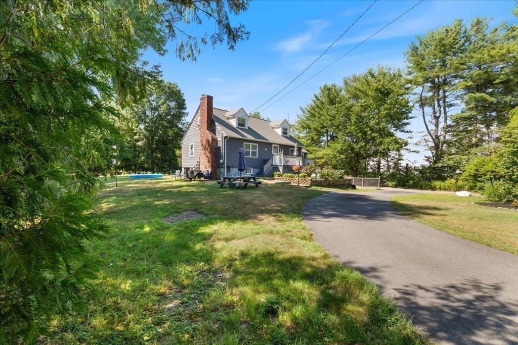 28 Burt Road Wilmington, MA 01887 - Photo 3 of 31 Gallery Image 3