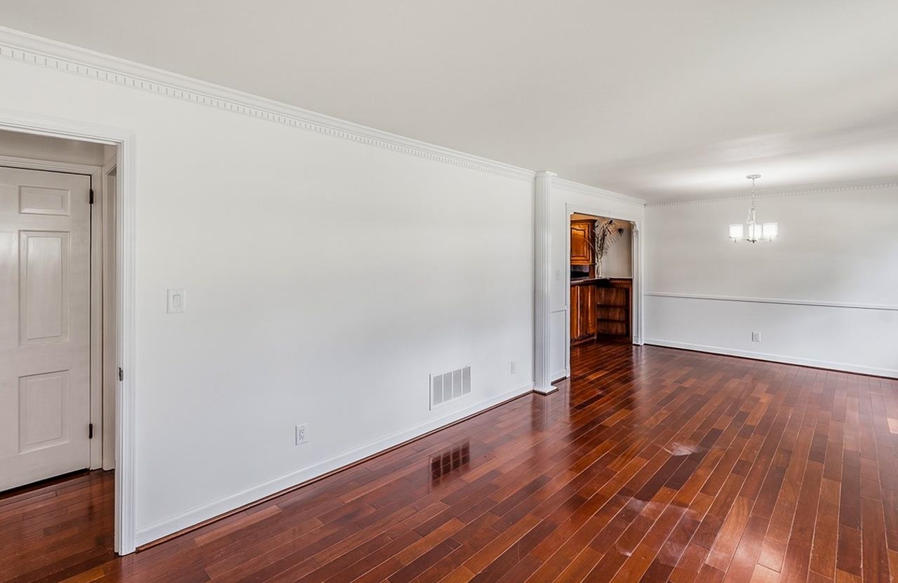 304 Del Norte Road Greenville, SC 29615 - Photo 17 of 50