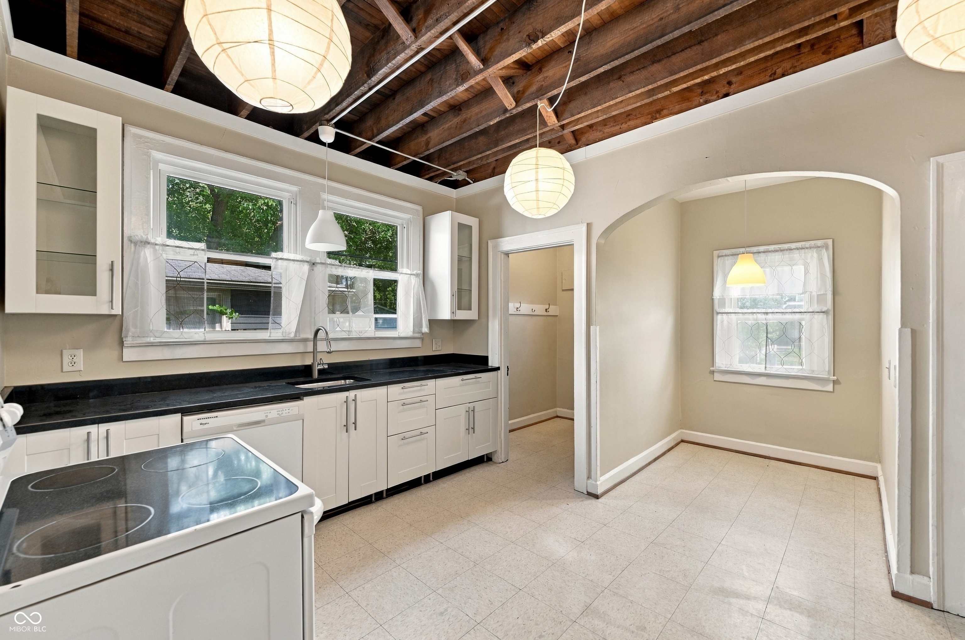 3907 Ruckle Street Indianapolis, IN 46205 - Photo 31 of 46 Gallery Image 31
