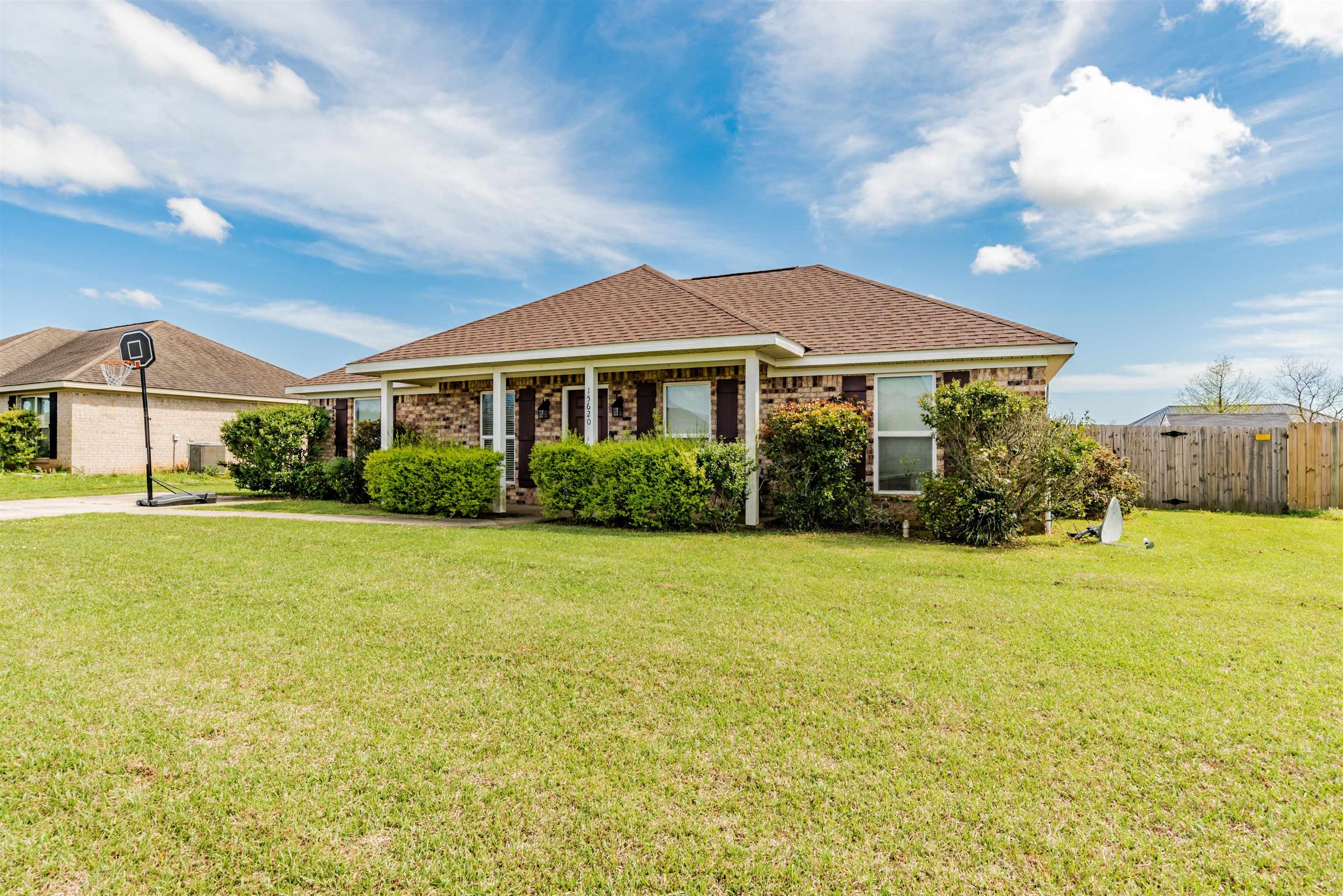 15620 Medway Court Foley, AL 36535 - Photo 2 of 23