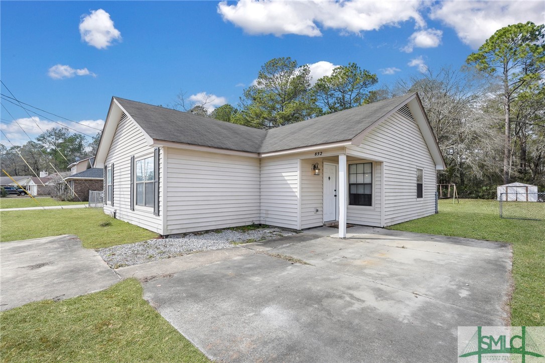 852 Ridgewood Way Hinesville, GA 31313 - Photo 2 of 32 Gallery Image 2