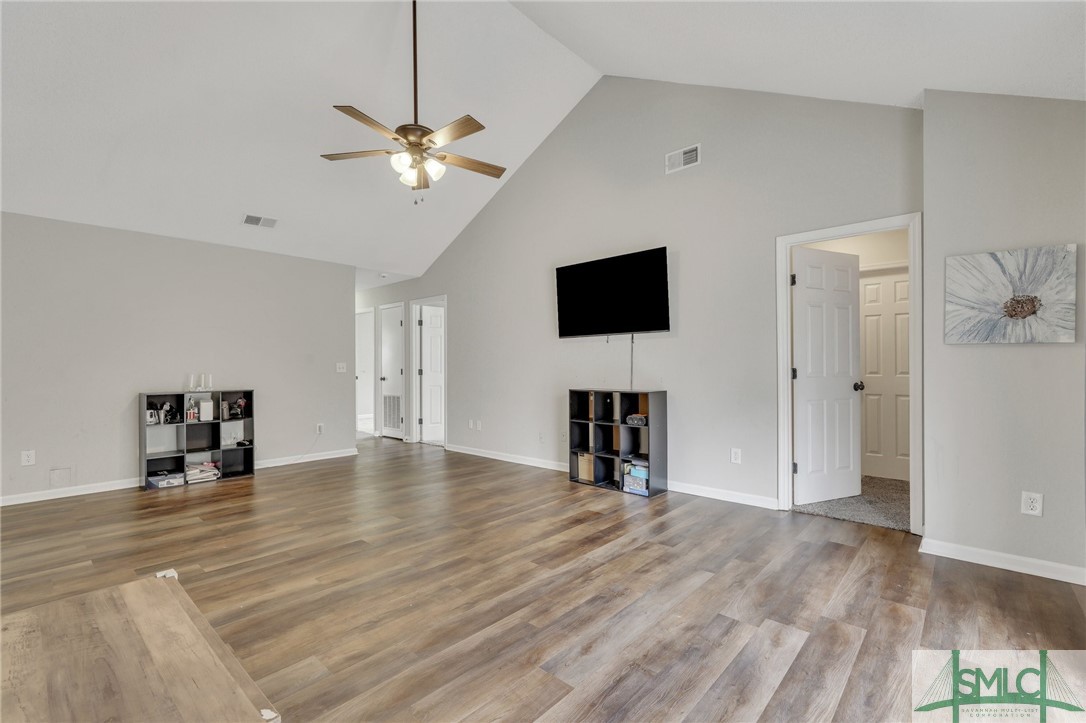 852 Ridgewood Way Hinesville, GA 31313 - Photo 8 of 32 Gallery Image 8