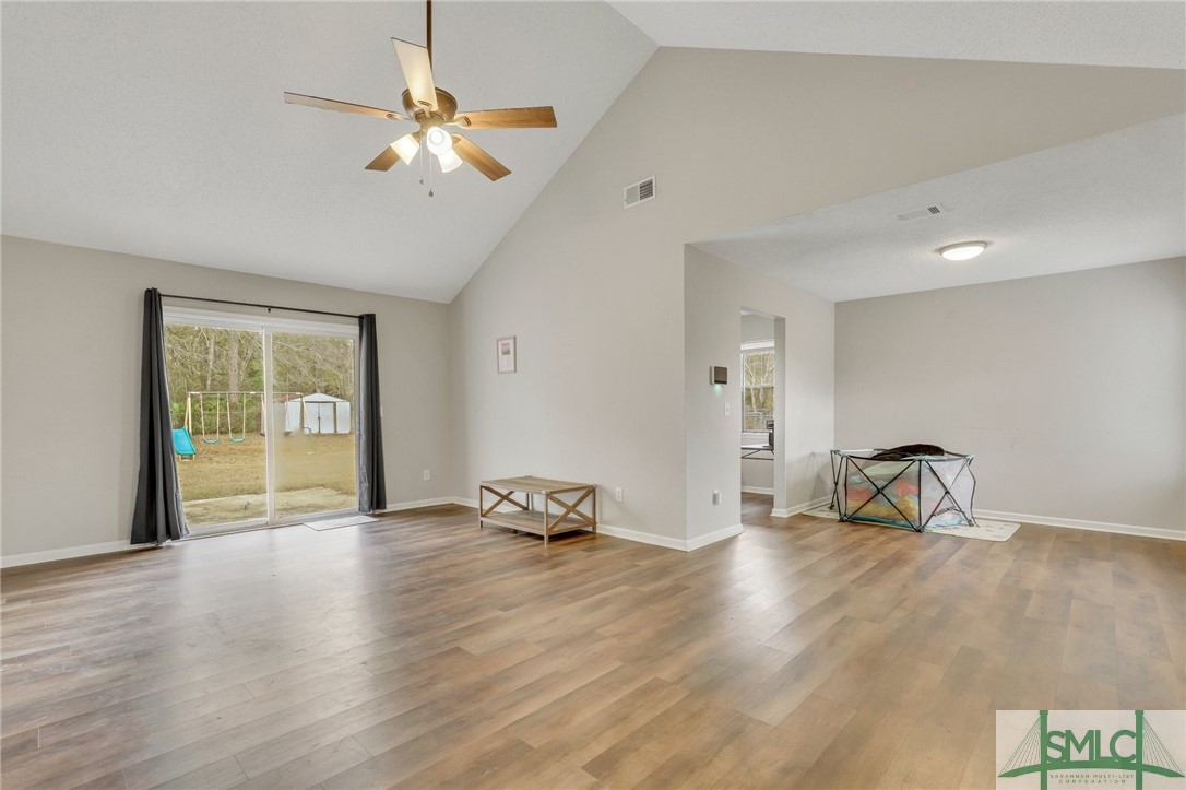 852 Ridgewood Way Hinesville, GA 31313 - Photo 10 of 32 Gallery Image 10