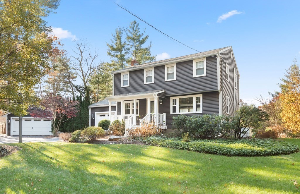 369 Dutton Road Sudbury, MA 01776 - Photo 3 of 28 Gallery Image 3