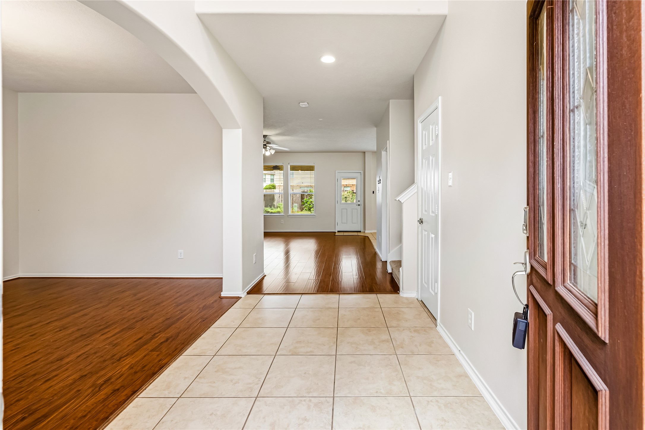 3643 Avalon Spring Lane Spring, TX 77386 - Photo 5 of 40 Hallway