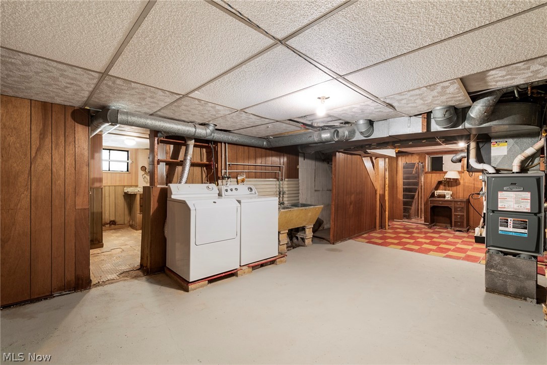 214 Reed Avenue Campbell, OH 44405 - Photo 37 of 47 Gallery Image 37