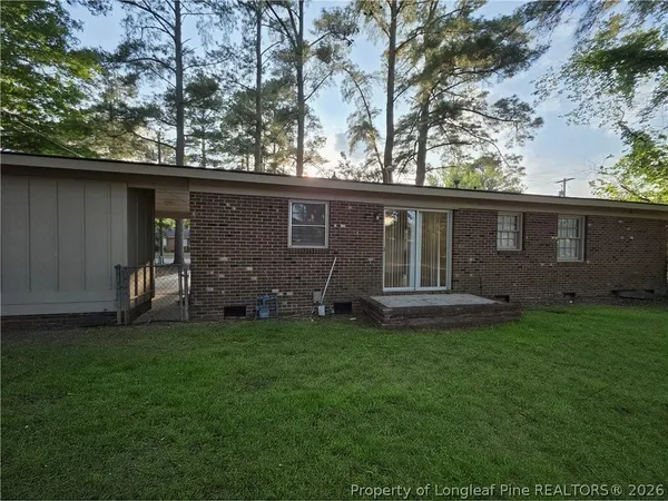 $1,350 | 627 Rock Spring Road, Fayetteville, NC 28314