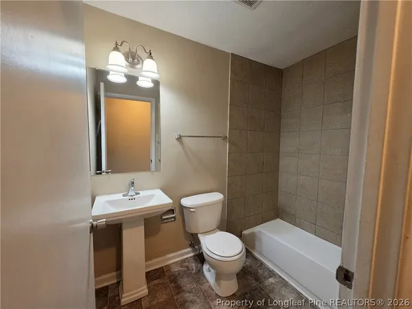 $1,350 | 627 Rock Spring Road, Fayetteville, NC 28314