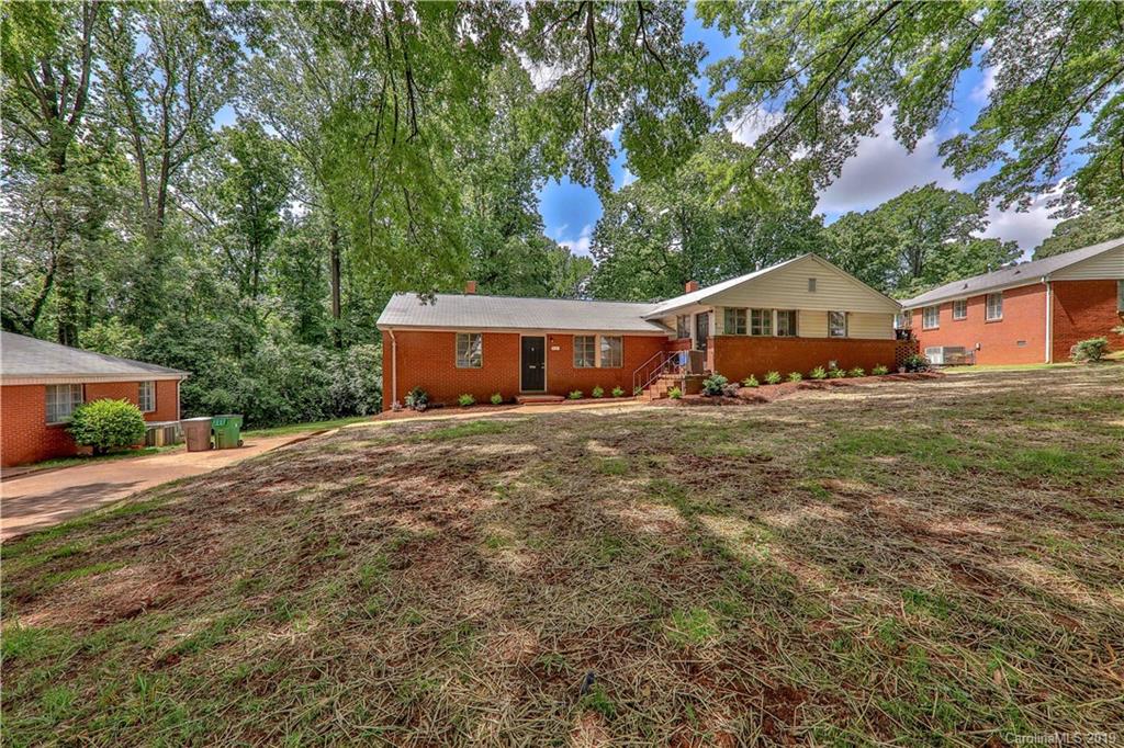 3121 Minnesota Road, Unit 3121 Charlotte, NC 28208 - Photo 1 of 17