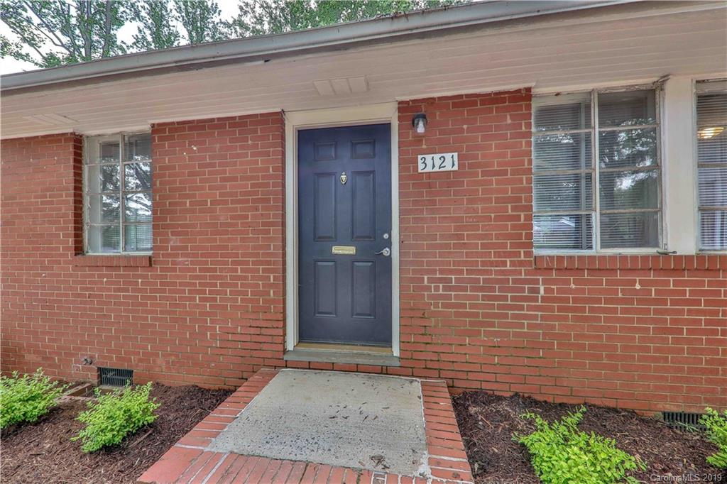 3121 Minnesota Road, Unit 3121 Charlotte, NC 28208 - Photo 3 of 17