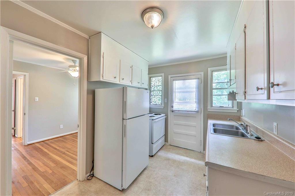 3121 Minnesota Road, Unit 3121 Charlotte, NC 28208 - Photo 7 of 17
