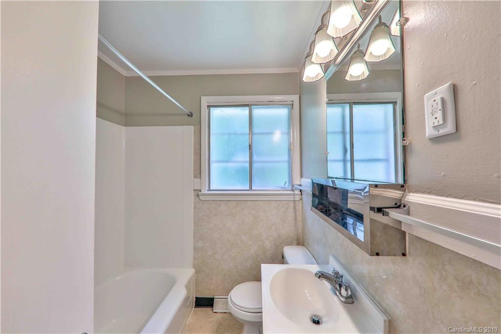 3121 Minnesota Road, Unit 3121 Charlotte, NC 28208 - Photo 10 of 17