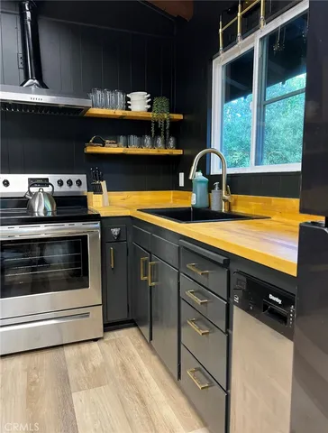 $670,000 | 43428 Primrose Drive, Big Bear Lake, CA 92315