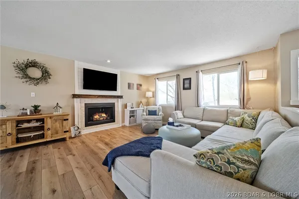 $574,900 | 5304 Gamble Circle, Osage Beach, MO 65065