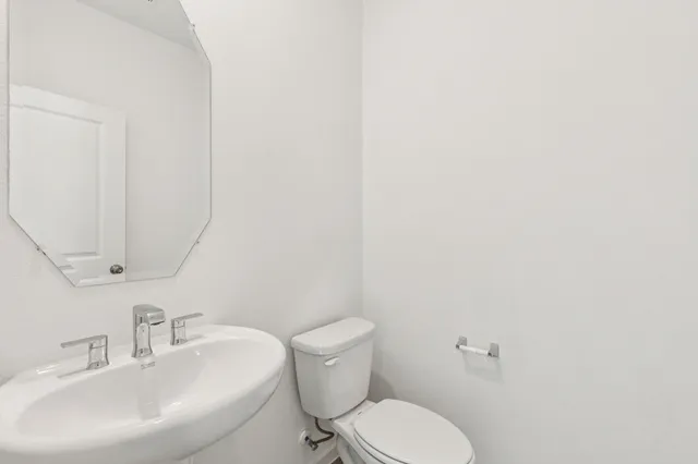 $323,280 | 618 Amber Falls Drive, Montgomery, TX 77356