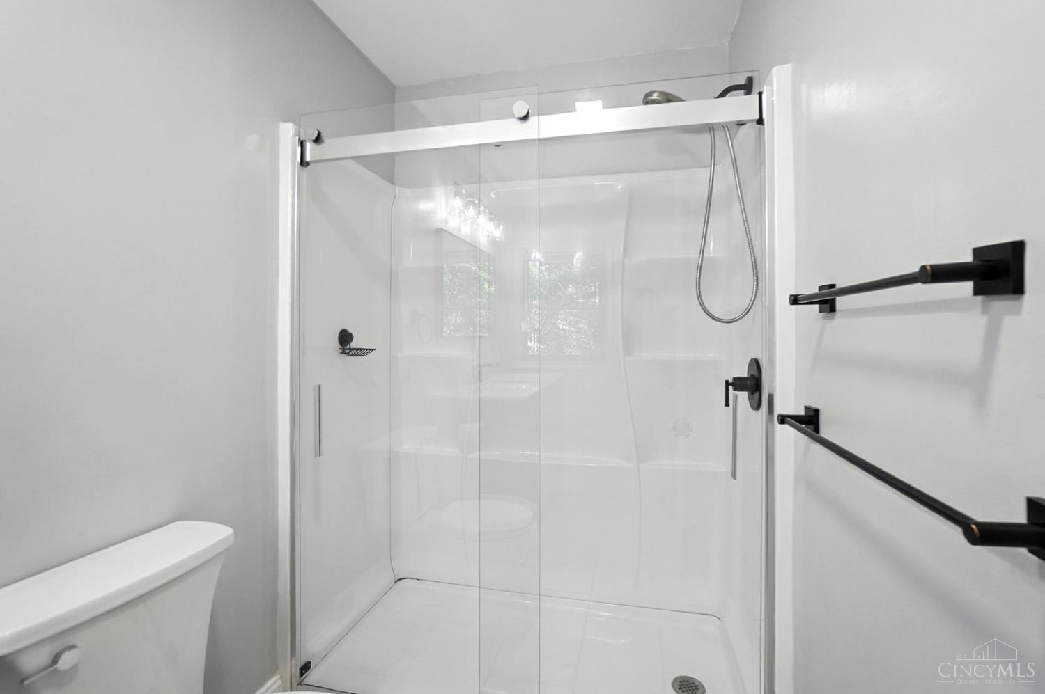 8131 Hopper Road Cincinnati, OH 45255 - Photo 25 of 43 Gallery Image 25