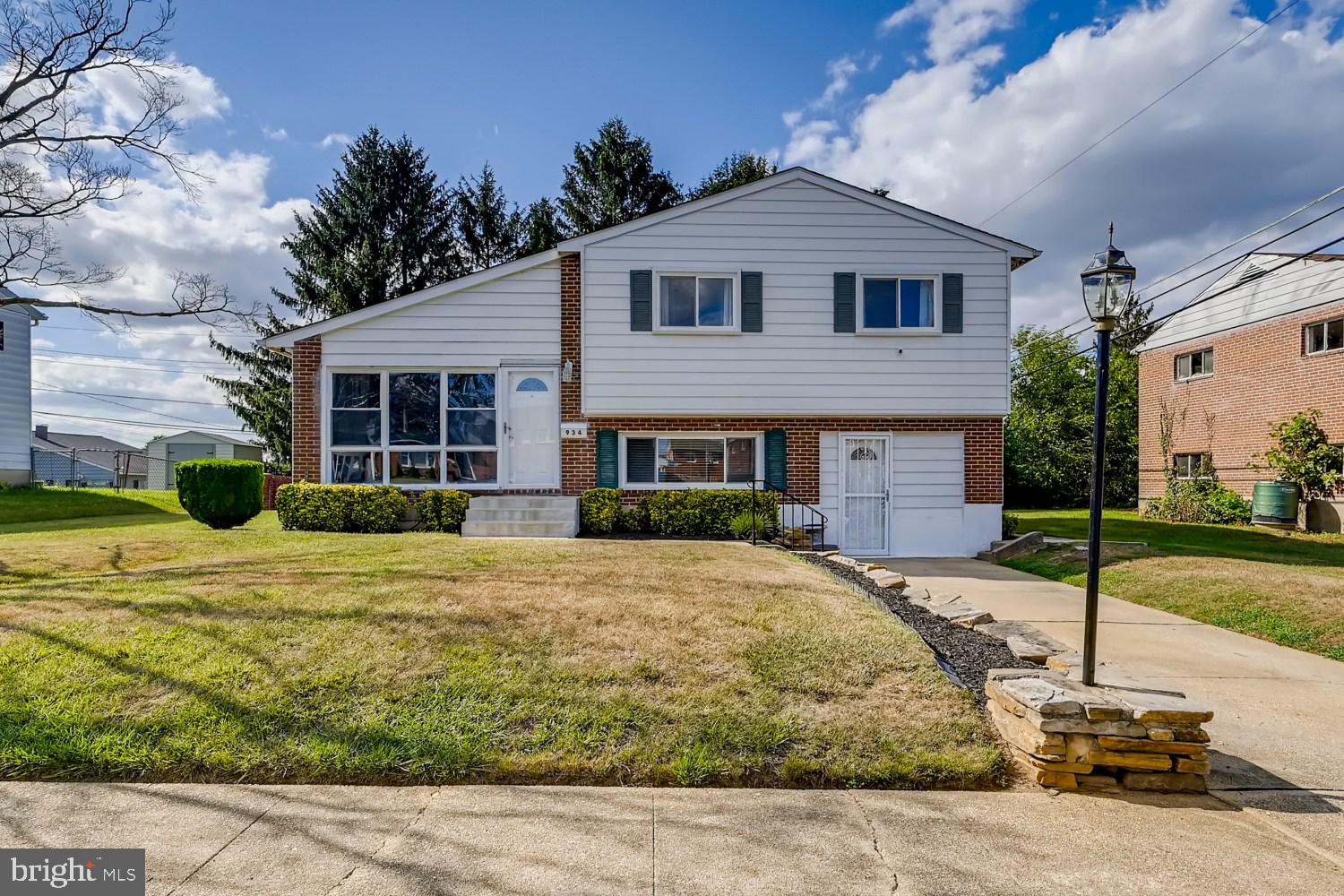 934 Sedgley Road Catonsville, MD 21228 - Photo 1 of 27 Gallery Image 1