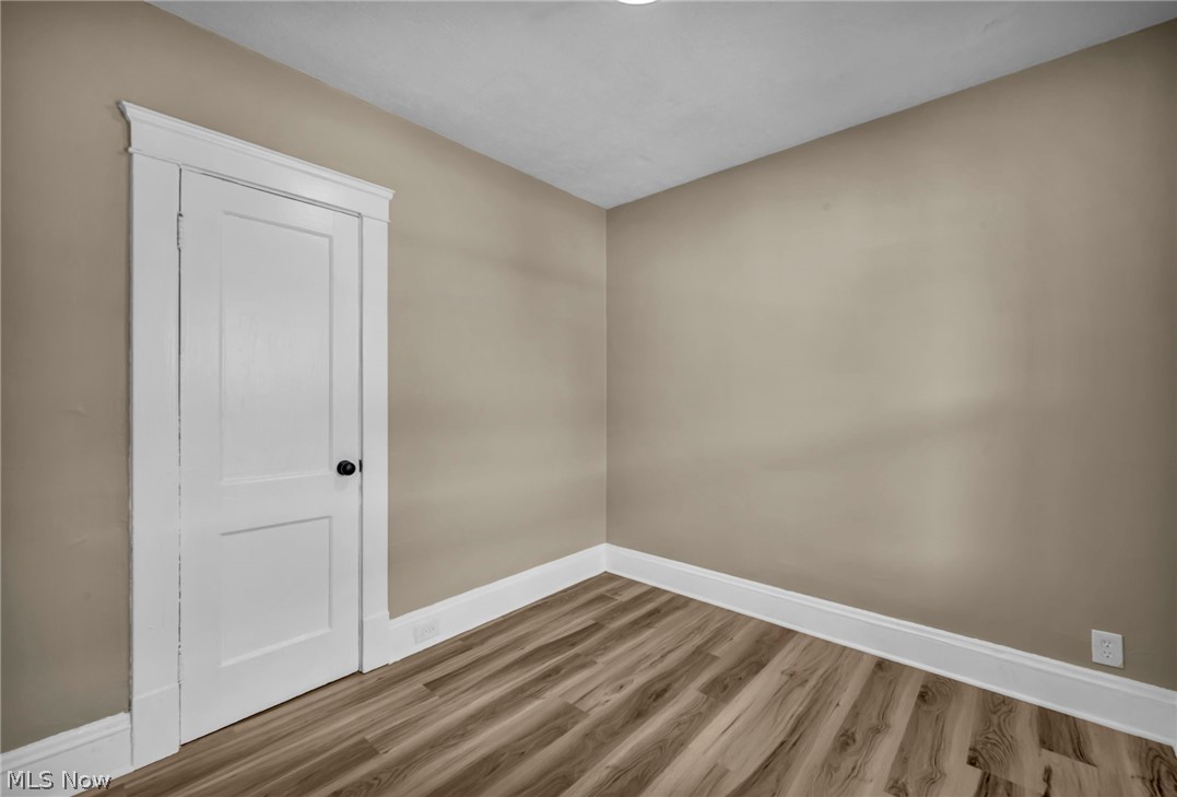911 Royal Road Cleveland, OH 44110 - Photo 12 of 50 Gallery Image 12