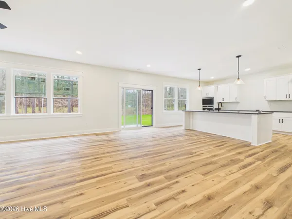 $516,900 | 212 Reedy Creek Drive, Elizabeth City, NC 27909