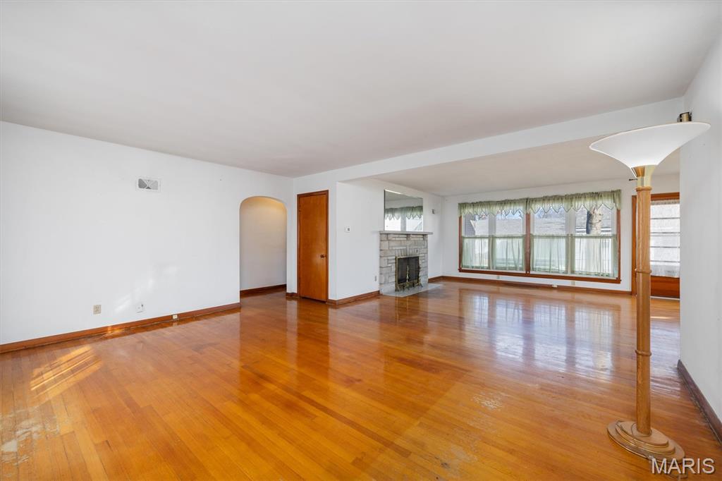 205 West Magnolia Street Marine, IL 62061 - Photo 3 of 40