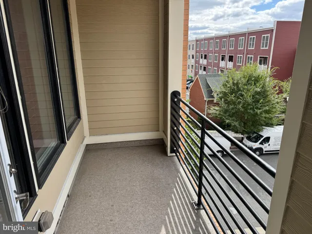 $960,000 | 620 McKenzie Avenue, Alexandria, VA 22301