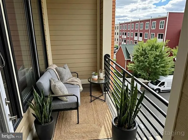 $960,000 | 620 McKenzie Avenue, Alexandria, VA 22301