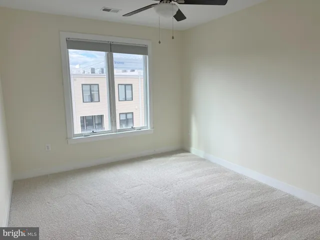 $960,000 | 620 McKenzie Avenue, Alexandria, VA 22301