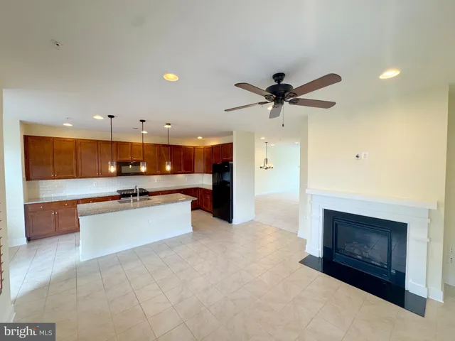 $960,000 | 620 McKenzie Avenue, Alexandria, VA 22301