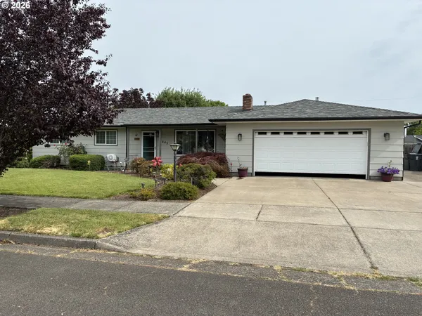 $549,000 | 845 West Rose Street, Lebanon, OR 97355
